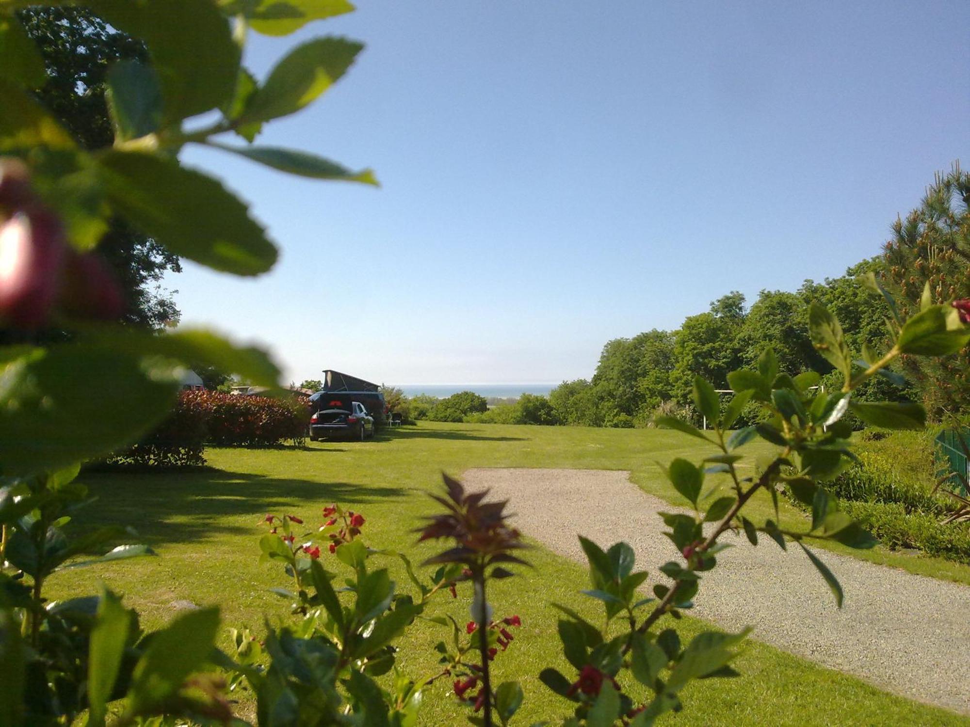 Camping Le Balcon De La Baie Saint-Marcan Экстерьер фото