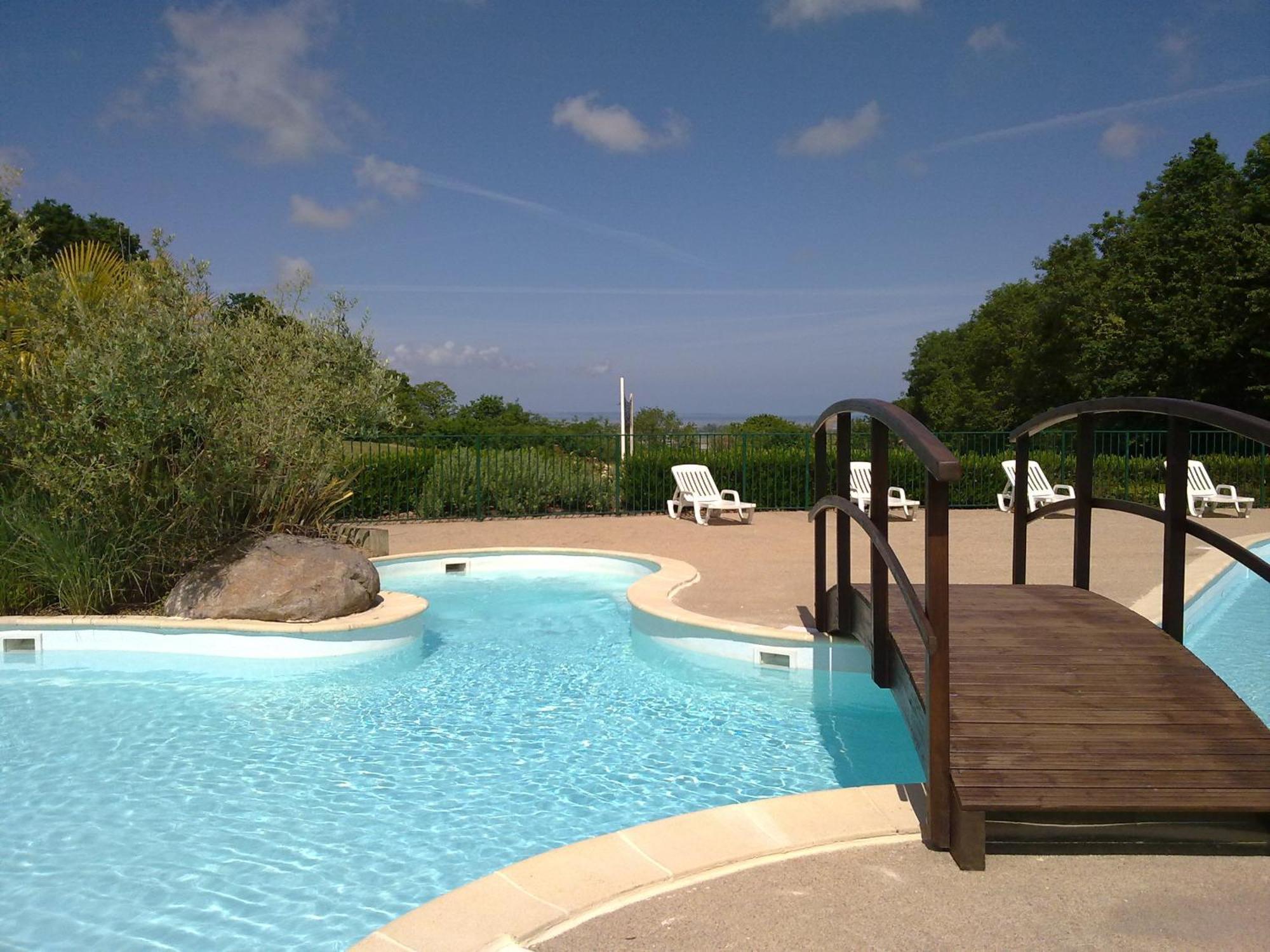 Camping Le Balcon De La Baie Saint-Marcan Экстерьер фото